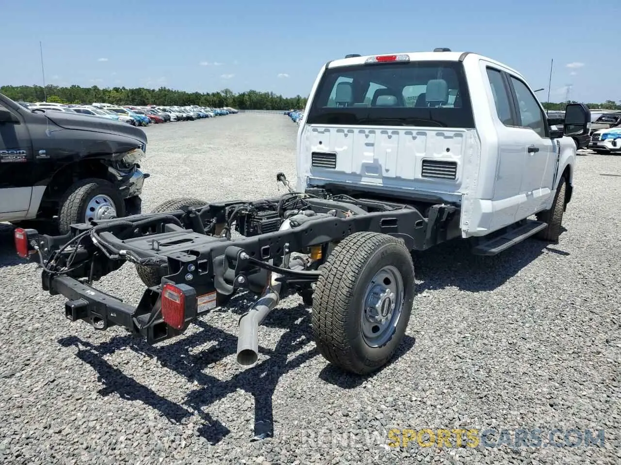 3 Фотография поврежденного автомобиля 1FD7X2AA6RED37006 FORD F250 2024
