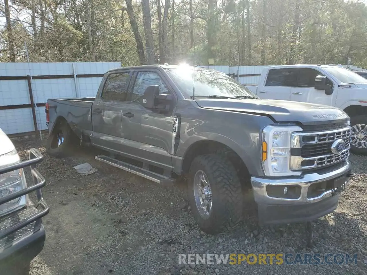4 Photograph of a damaged car 1FT7W2BN9REE75941 FORD F250 2024