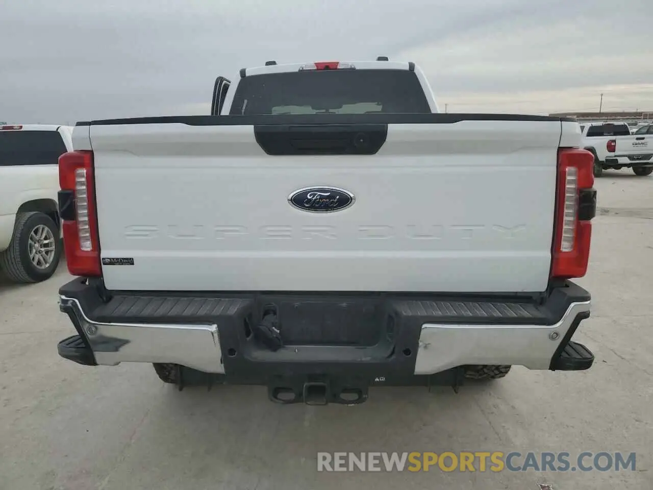 6 Photograph of a damaged car 1FT7W2BT8REE42136 FORD F250 2024