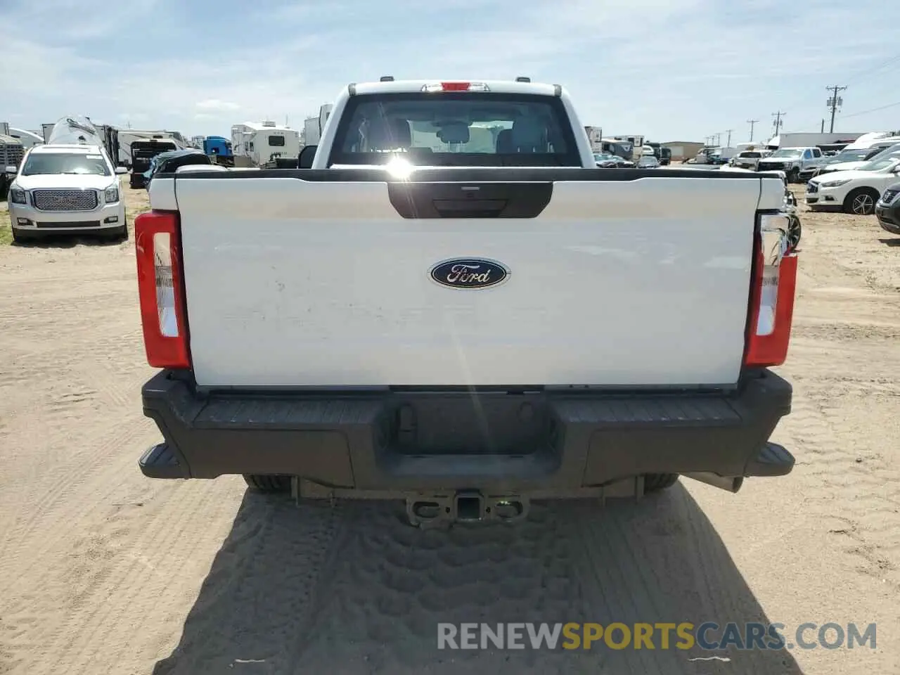 6 Фотография поврежденного автомобиля 1FT7X2BA9REF57419 FORD F250 2024