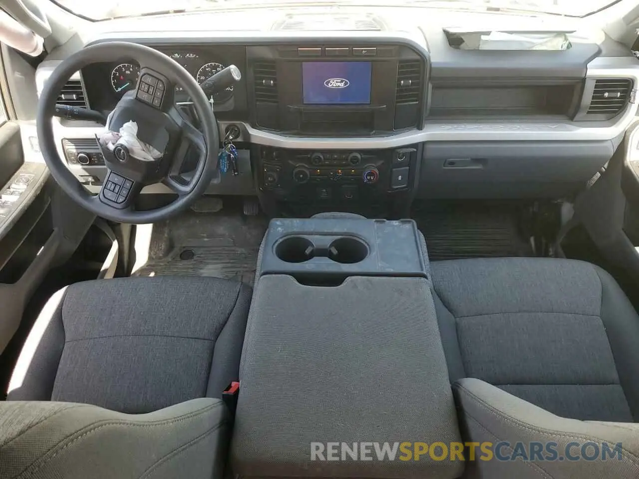 8 Фотография поврежденного автомобиля 1FT7X2BA9REF57419 FORD F250 2024