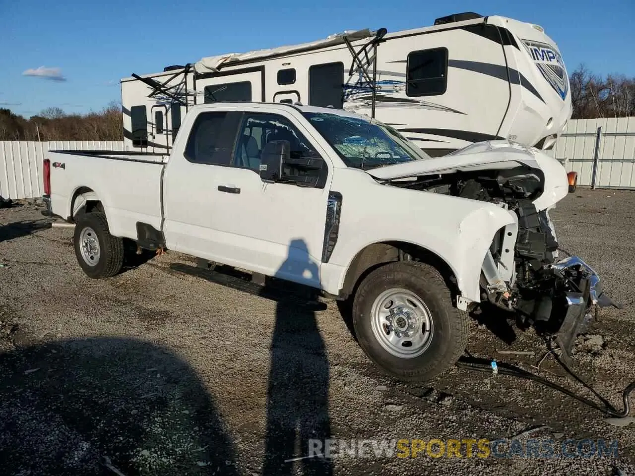 4 Фотография поврежденного автомобиля 1FT7X2BAXRED60131 FORD F250 2024