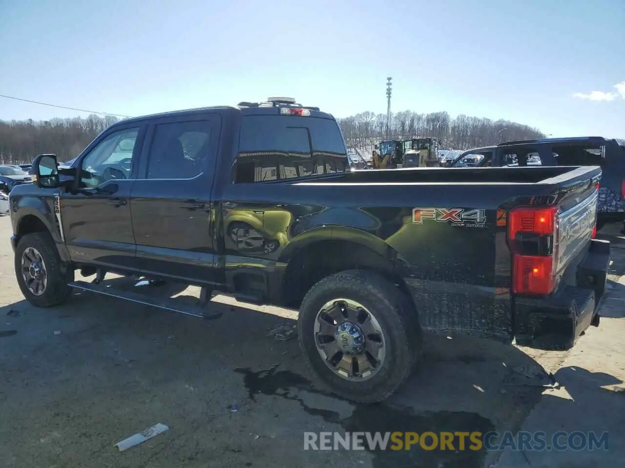 2 Фотография поврежденного автомобиля 1FT8W2BM5RED95693 FORD F250 2024