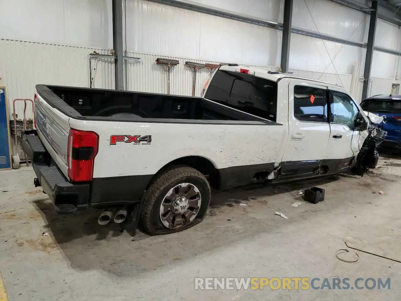 3 Фотография поврежденного автомобиля 1FT8W2BM6REF22564 FORD F250 2024