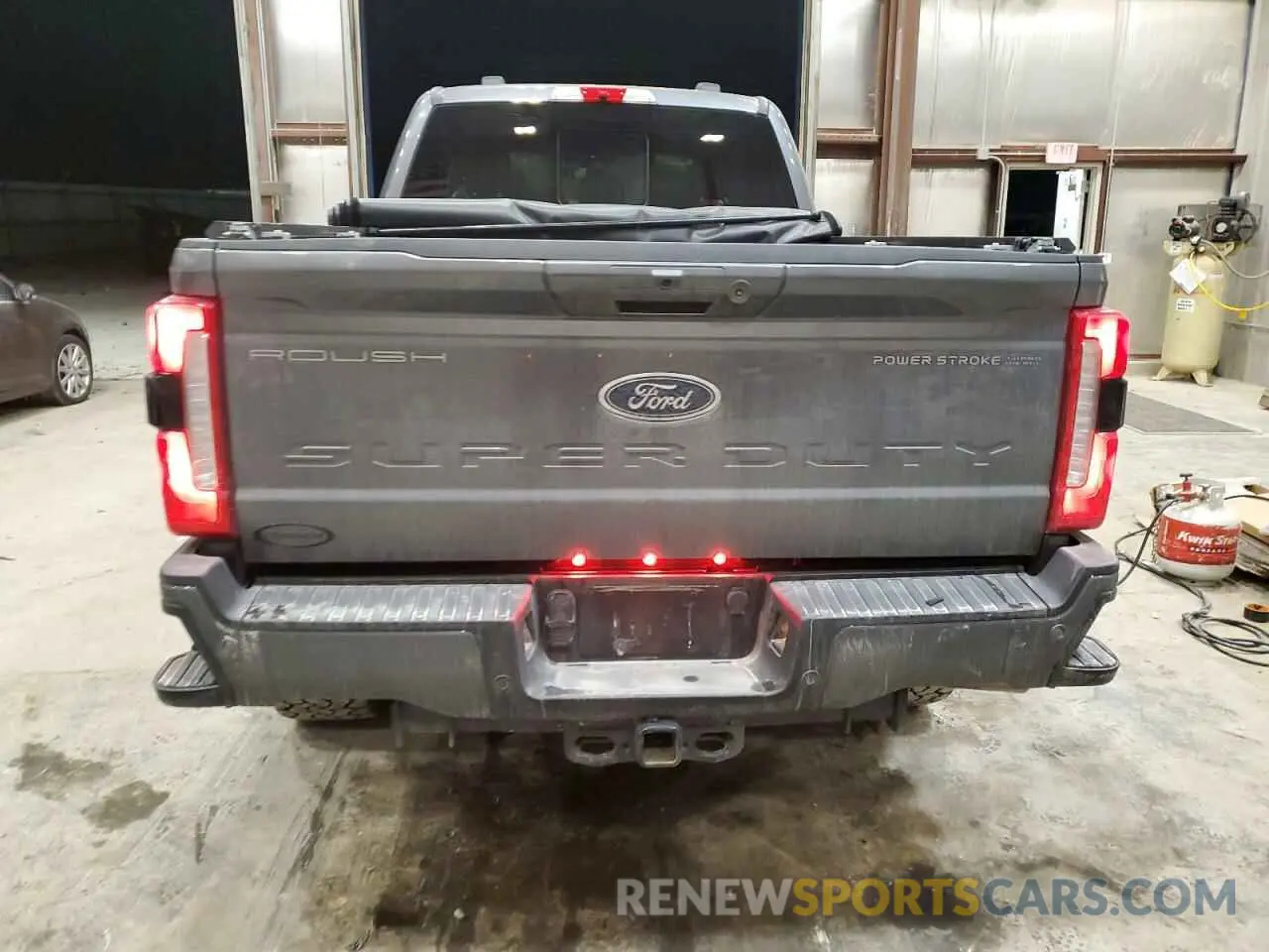 6 Photograph of a damaged car 1FT8W2BM7RED47127 FORD F250 2024