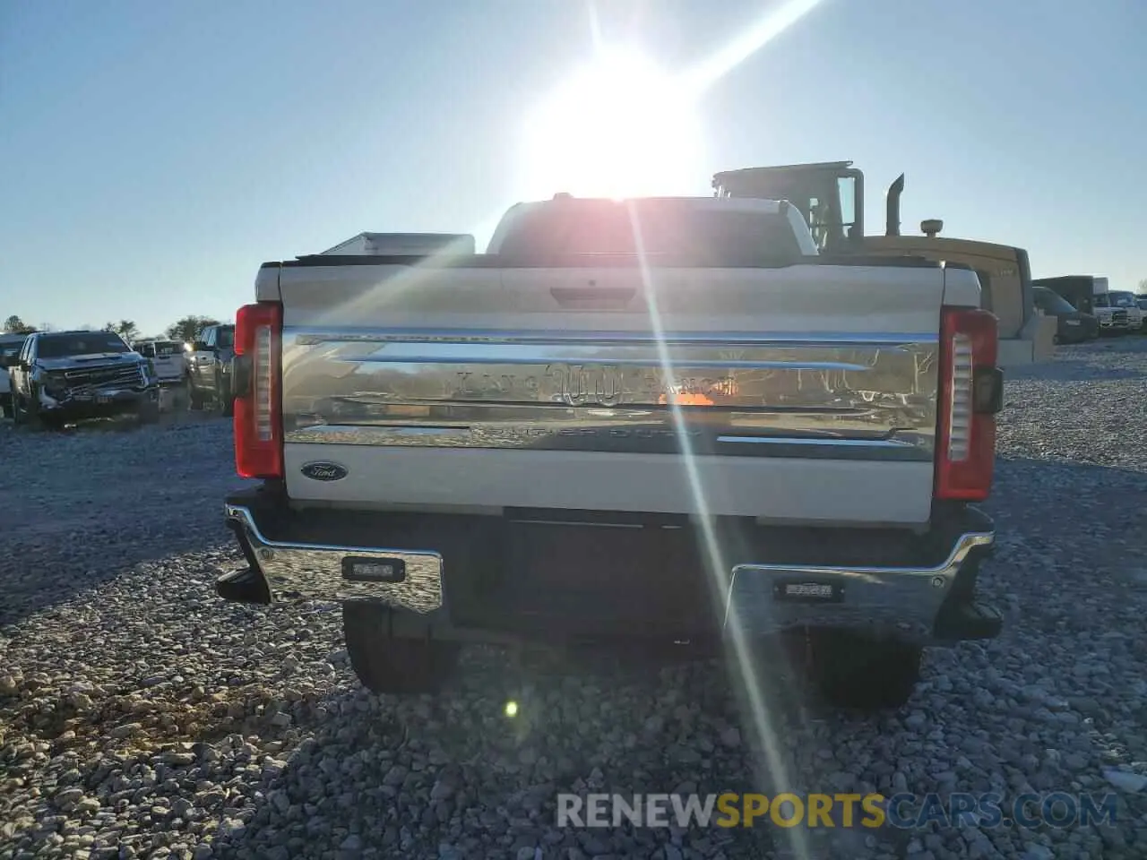 6 Фотография поврежденного автомобиля 1FT8W2BMXREC62086 FORD F250 2024