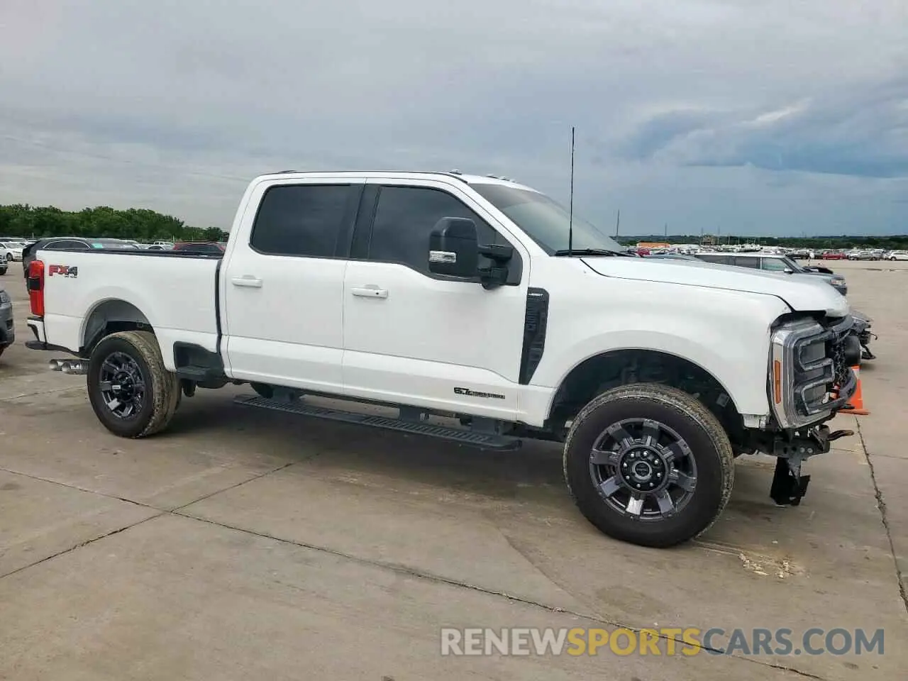 4 Photograph of a damaged car 1FT8W2BT1REE91151 FORD F250 2024