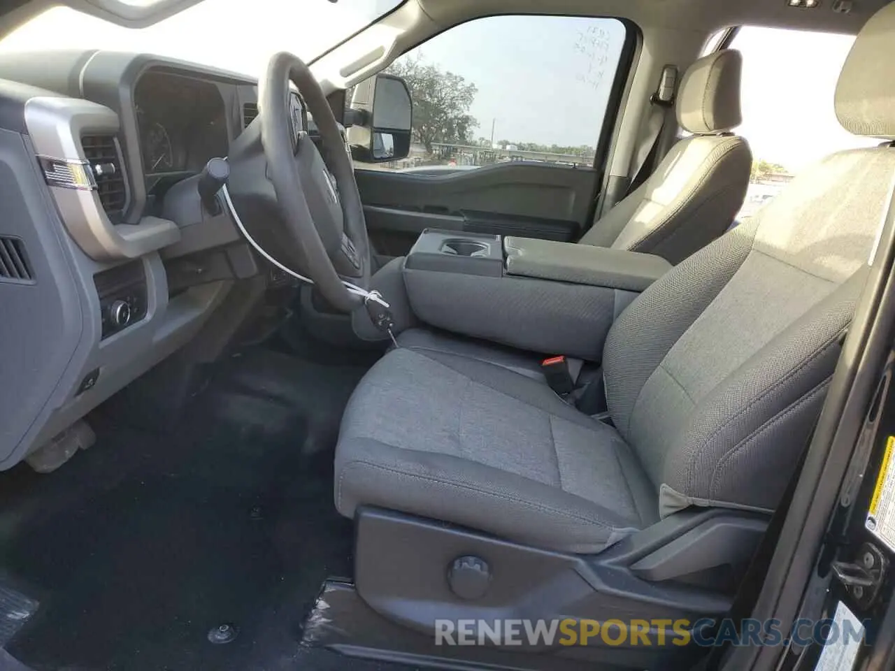 7 Photograph of a damaged car 1FT8W2BT9REF88307 FORD F250 2024