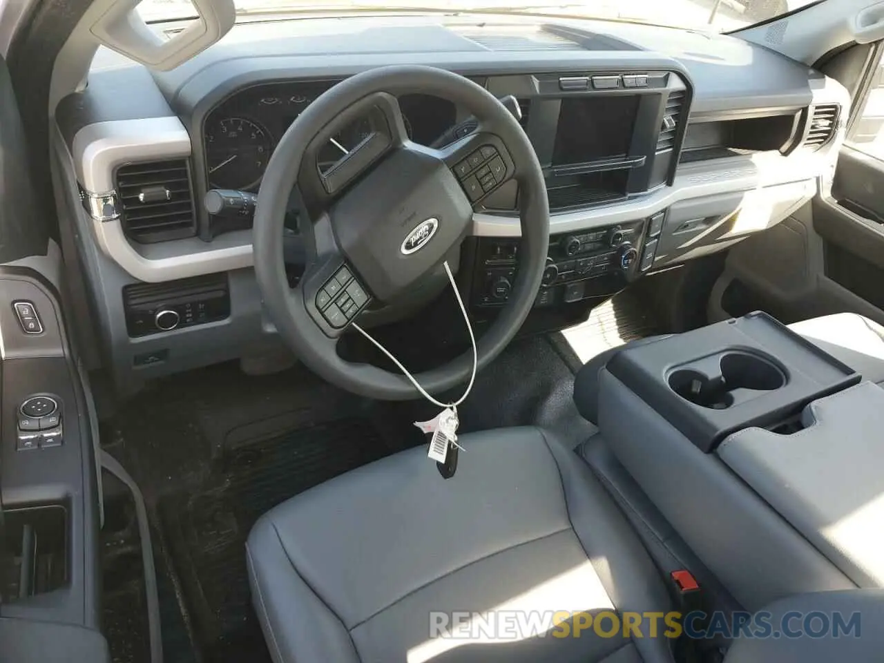 8 Фотография поврежденного автомобиля 1FTBF2BA1REC20837 FORD F250 2024