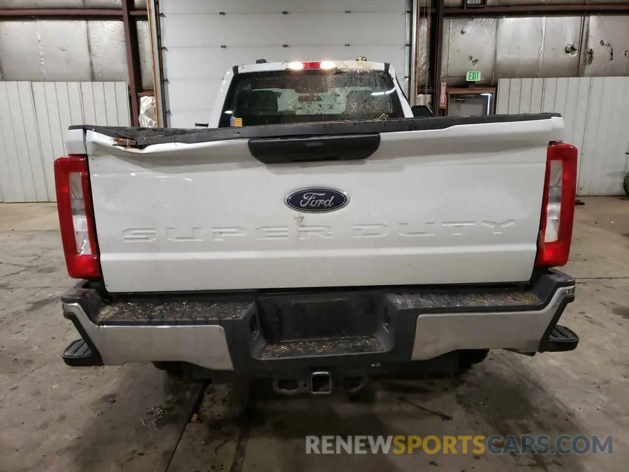 6 Фотография поврежденного автомобиля 1FTBF2BA6RED28824 FORD F250 2024