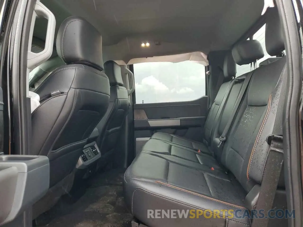 10 Фотография поврежденного автомобиля 1FT8W2BA0SEC37242 FORD F250 2025