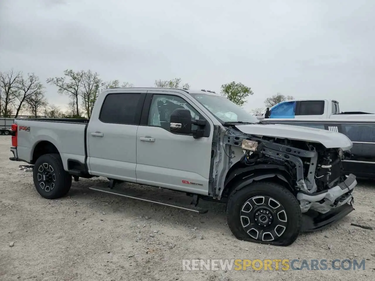 4 Photograph of a damaged car 1FT8W2BM6SEC89520 FORD F250 2025