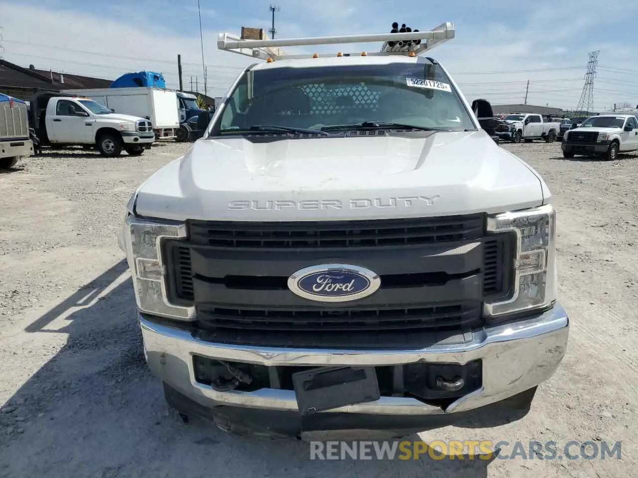 5 Photograph of a damaged car 1FD8W3DT4KEG49566 FORD F350 2019