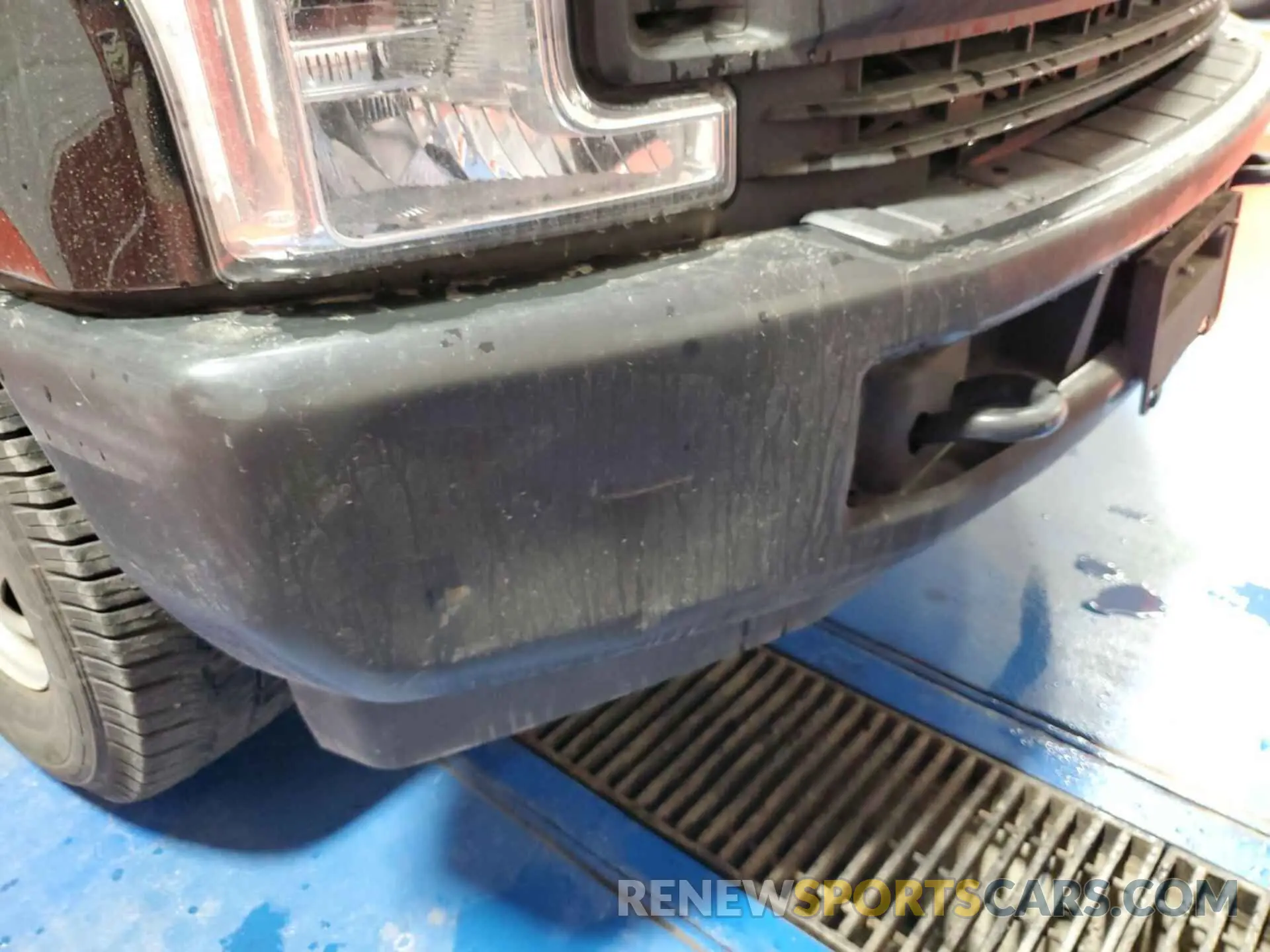 14 Photograph of a damaged car 1FD8X3E69KEF05601 FORD F350 2019