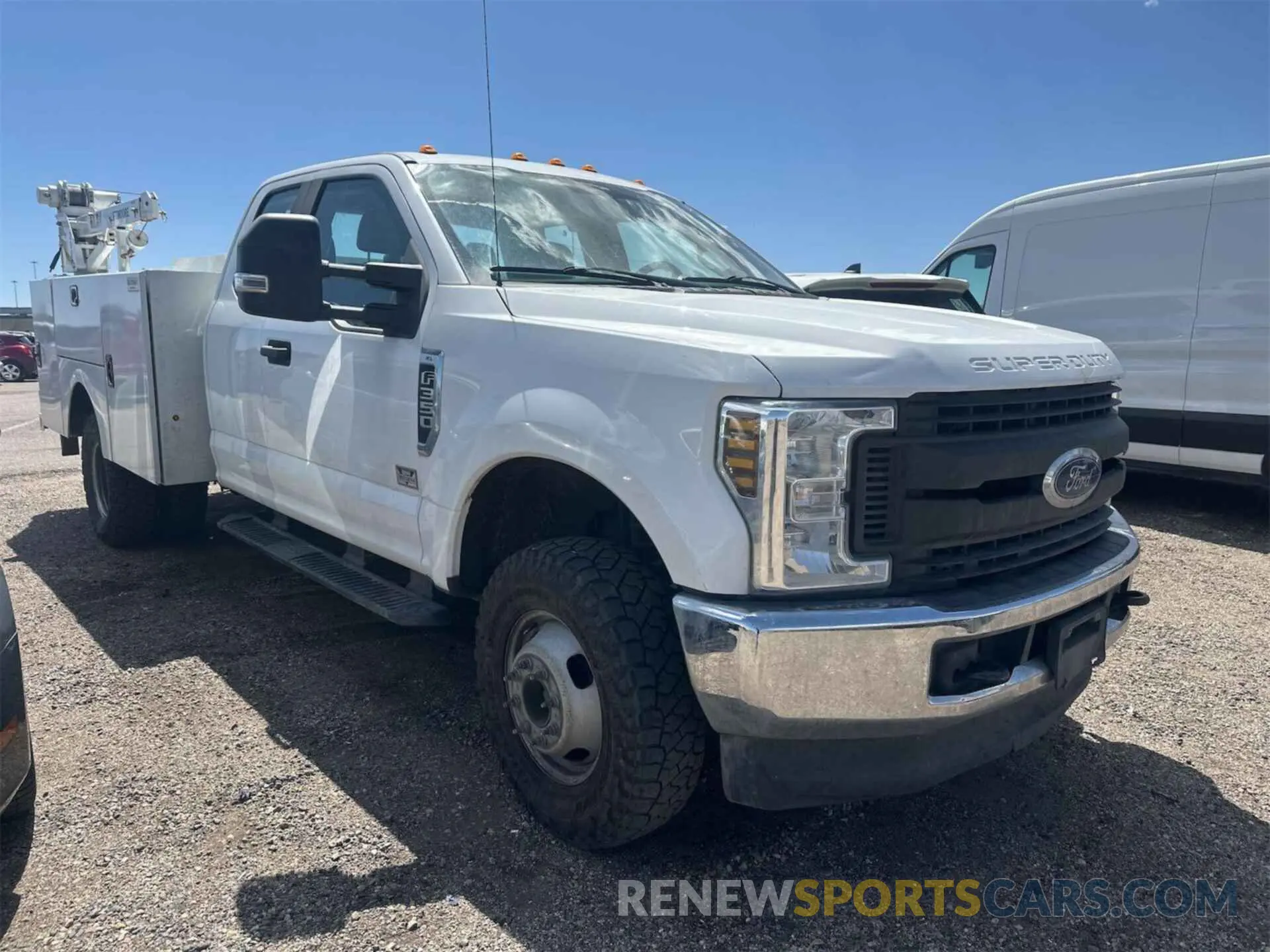 7 Photograph of a damaged car 1FD8X3H63KEE90931 FORD F350 2019