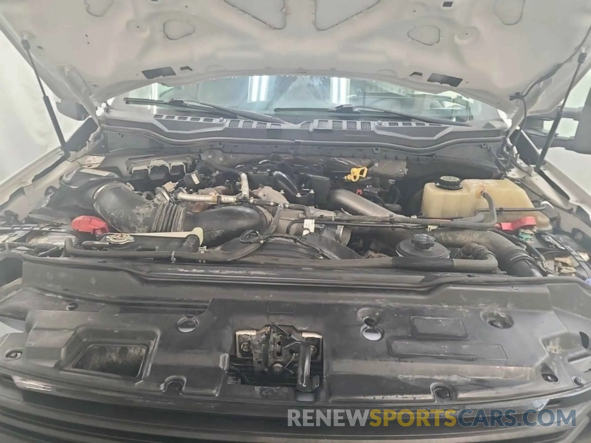 24 Photograph of a damaged car 1FT7W3AT3KEF23218 FORD F350 2019