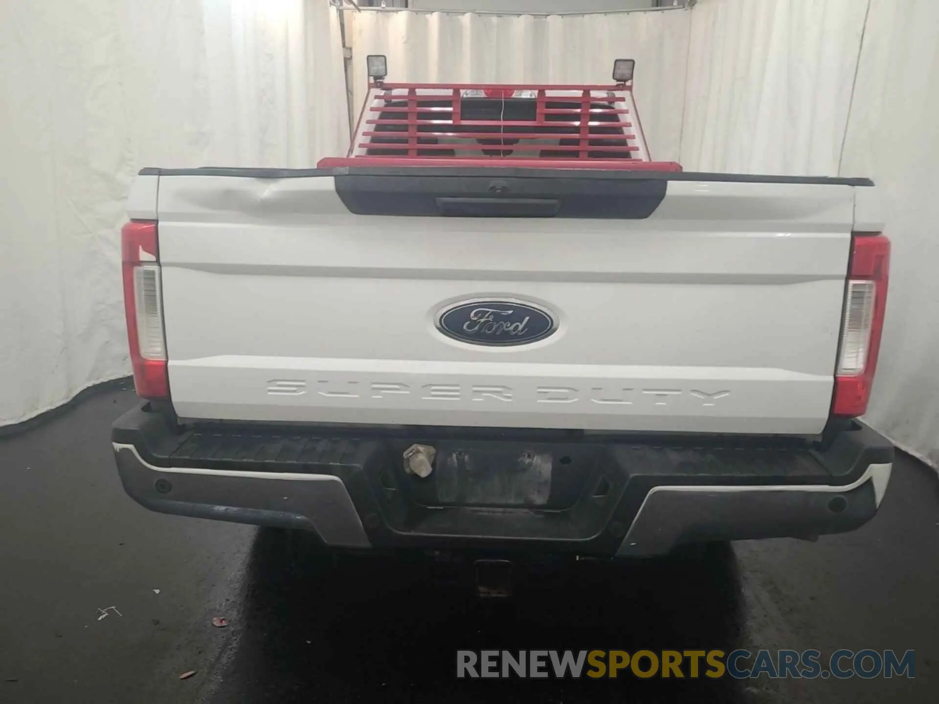 4 Photograph of a damaged car 1FT7W3AT3KEF23218 FORD F350 2019