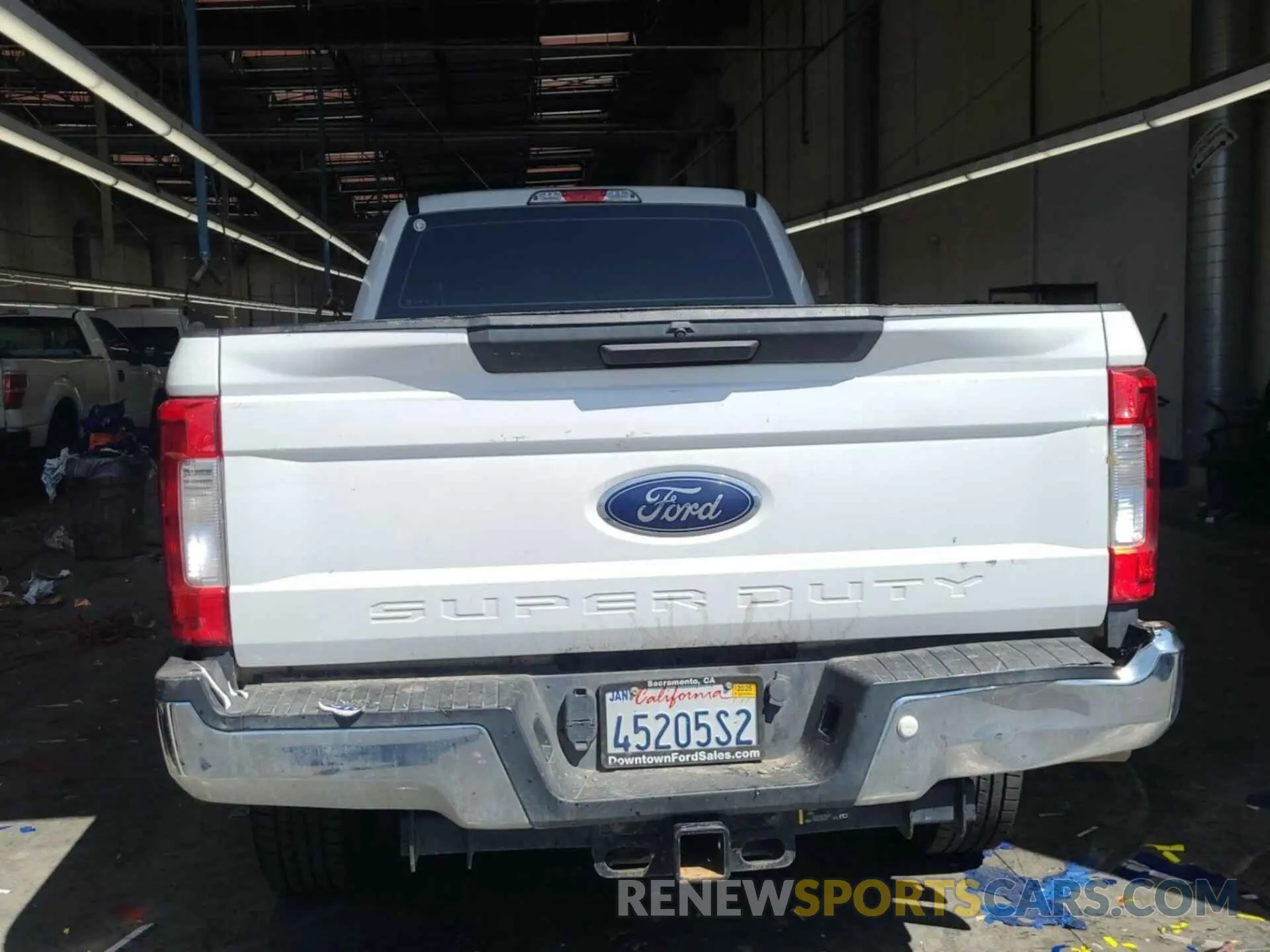 20 Photograph of a damaged car 1FT7W3BT1KED68229 FORD F350 2019