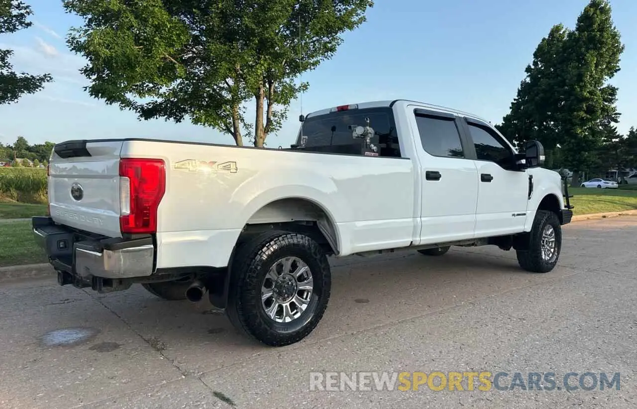 4 Фотография поврежденного автомобиля 1FT7W3BT4KED39128 FORD F350 2019