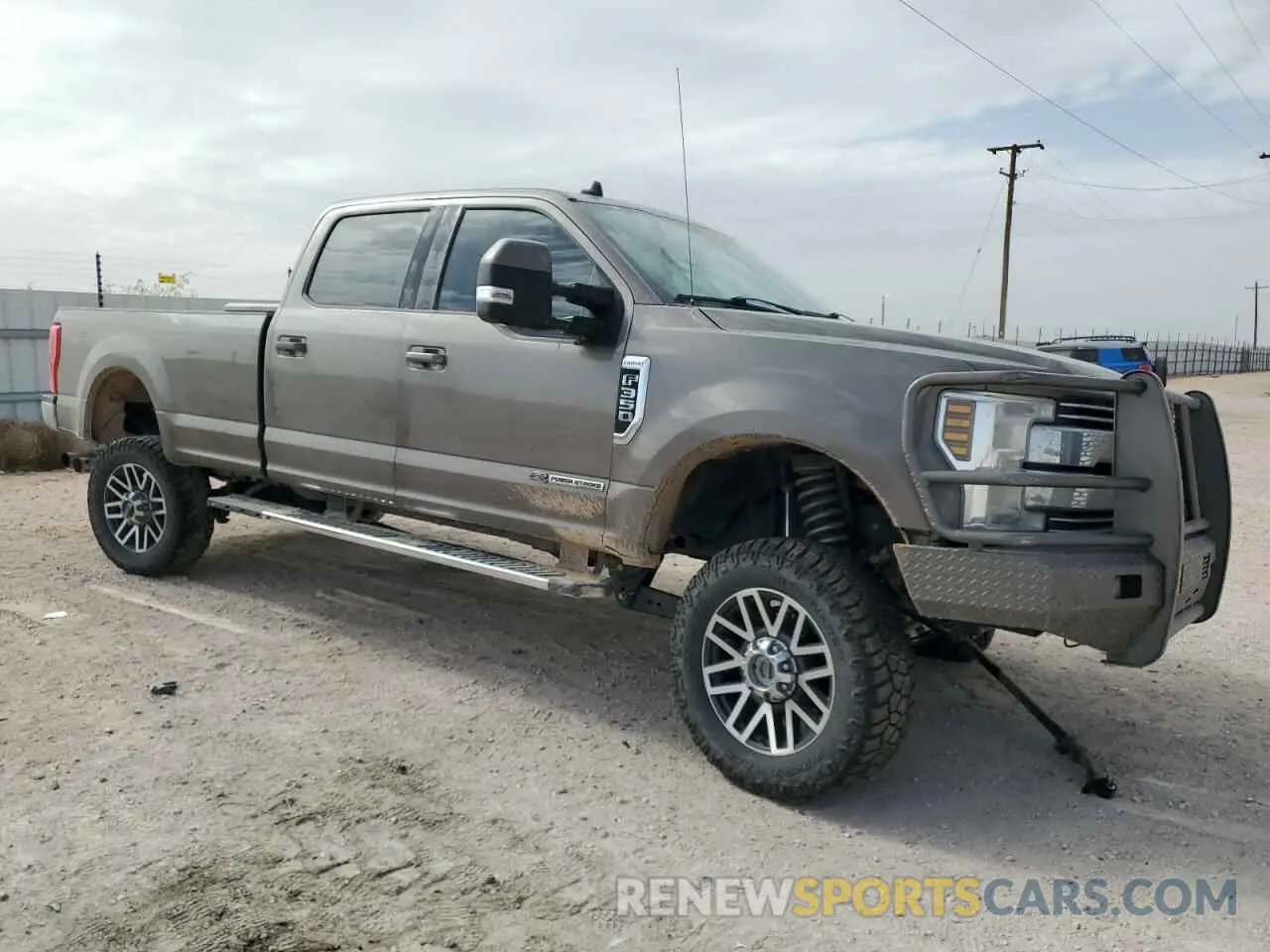4 Фотография поврежденного автомобиля 1FT8W3BT1KEC21753 FORD F350 2019