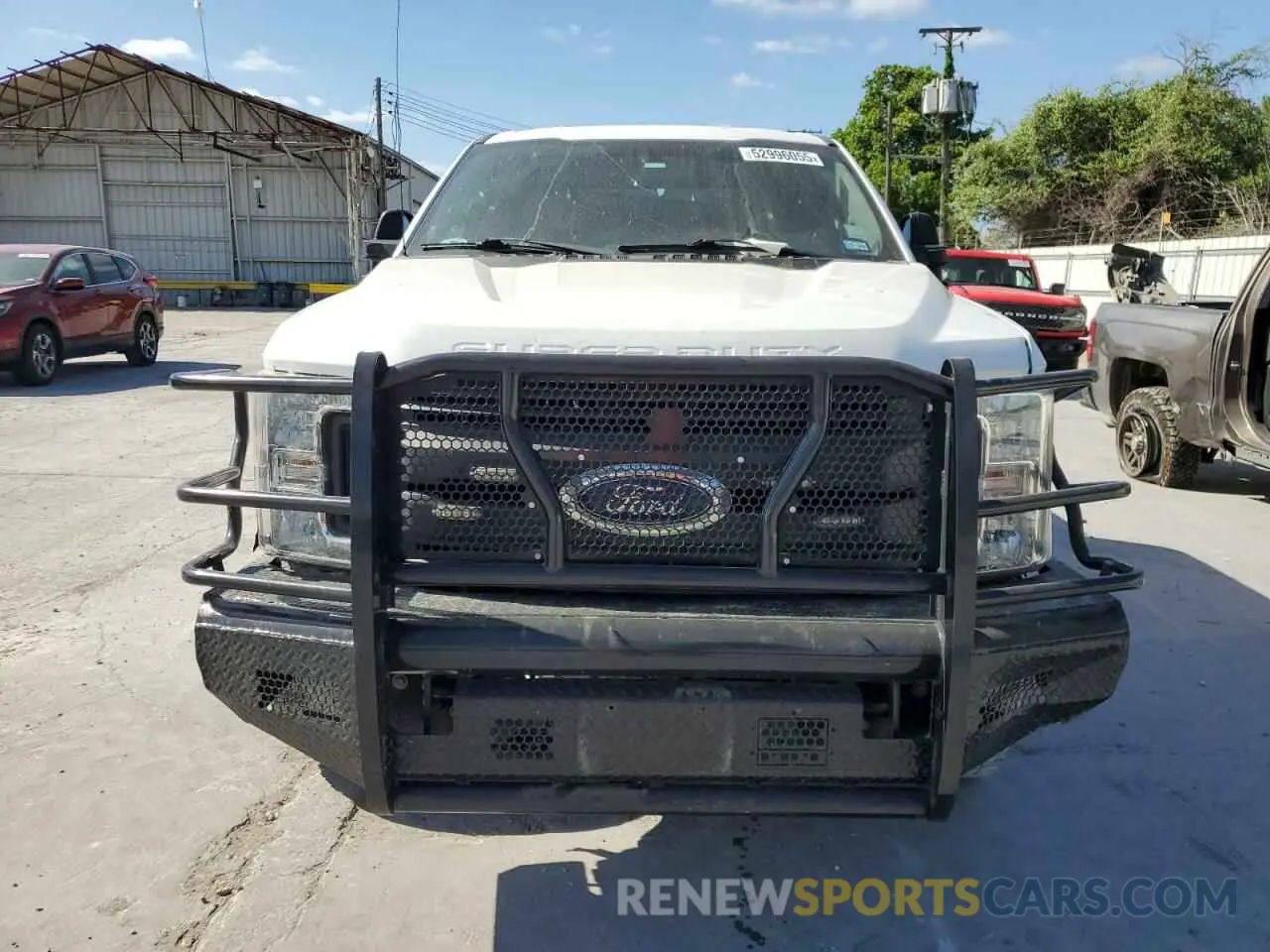 5 Фотография поврежденного автомобиля 1FT8W3BT1KEF77362 FORD F350 2019
