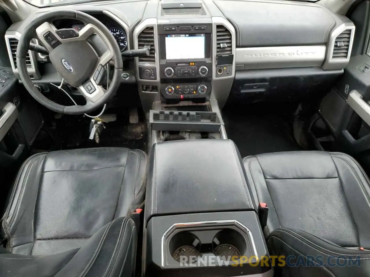 8 Photograph of a damaged car 1FT8W3BT2KEG36001 FORD F350 2019