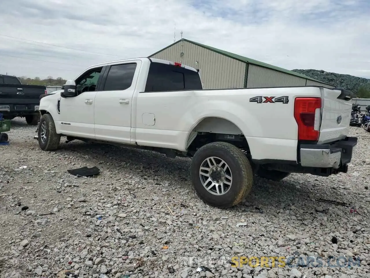 2 Photograph of a damaged car 1FT8W3BT3KED23989 FORD F350 2019