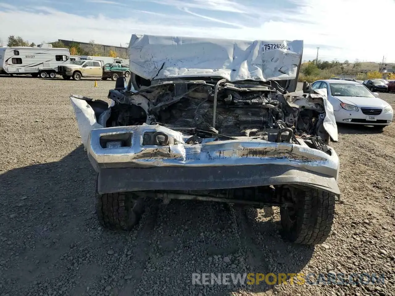 5 Фотография поврежденного автомобиля 1FT8W3BT4KEE46782 FORD F350 2019