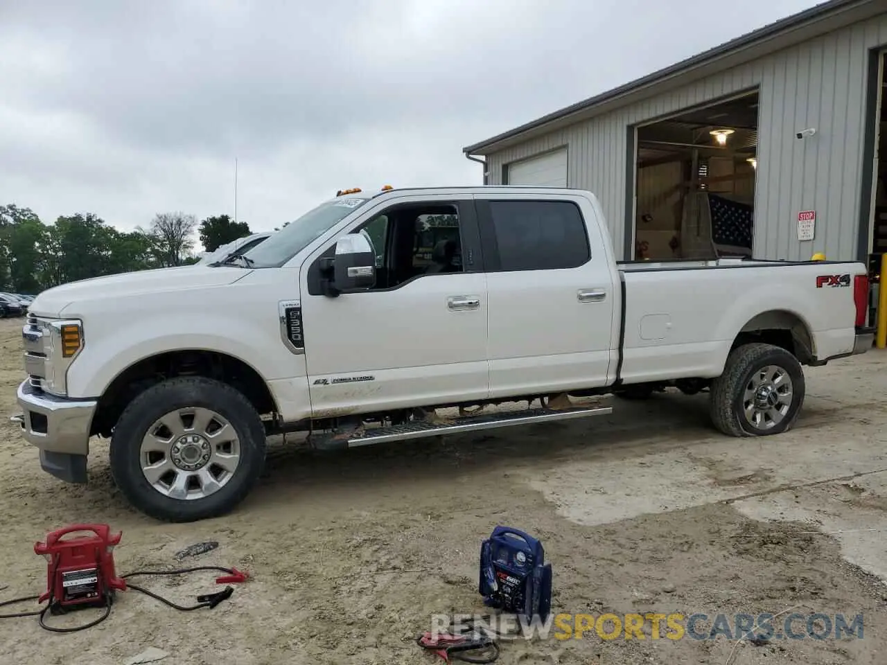 1 Photograph of a damaged car 1FT8W3BT4KEG86558 FORD F350 2019