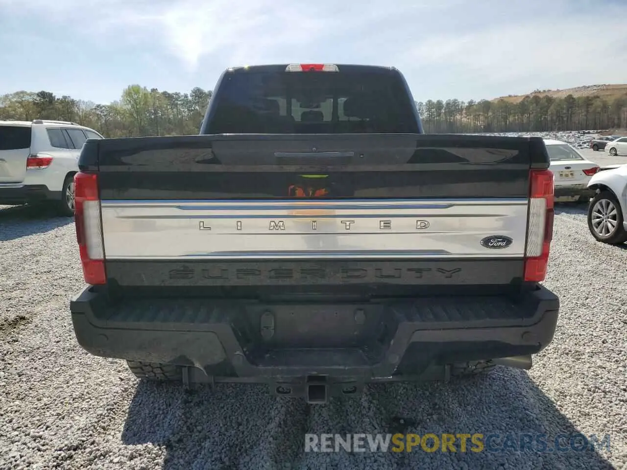 6 Photograph of a damaged car 1FT8W3BT6KEE38649 FORD F350 2019