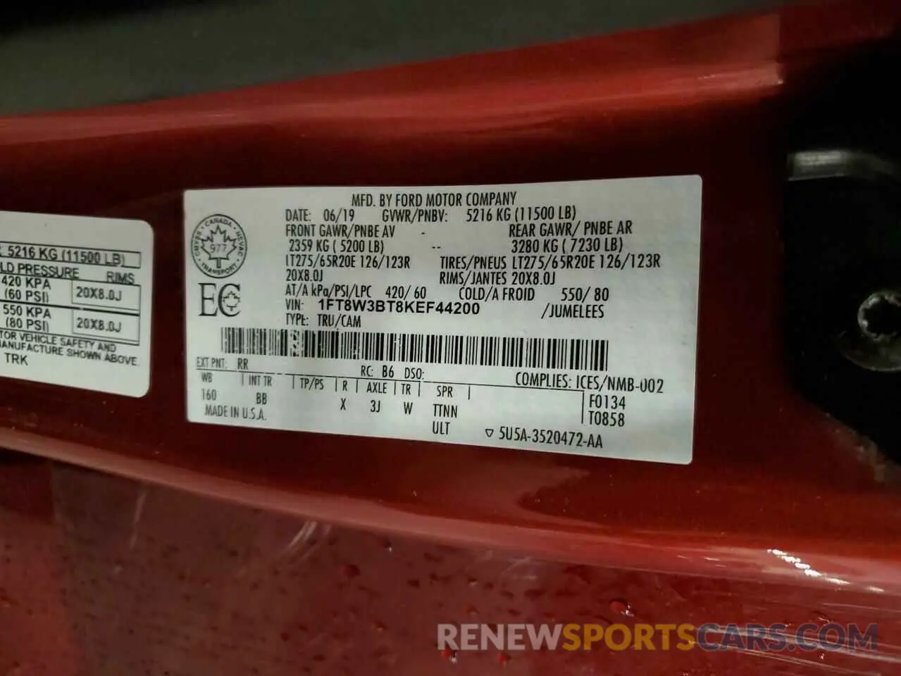 12 Photograph of a damaged car 1FT8W3BT8KEF44200 FORD F350 2019