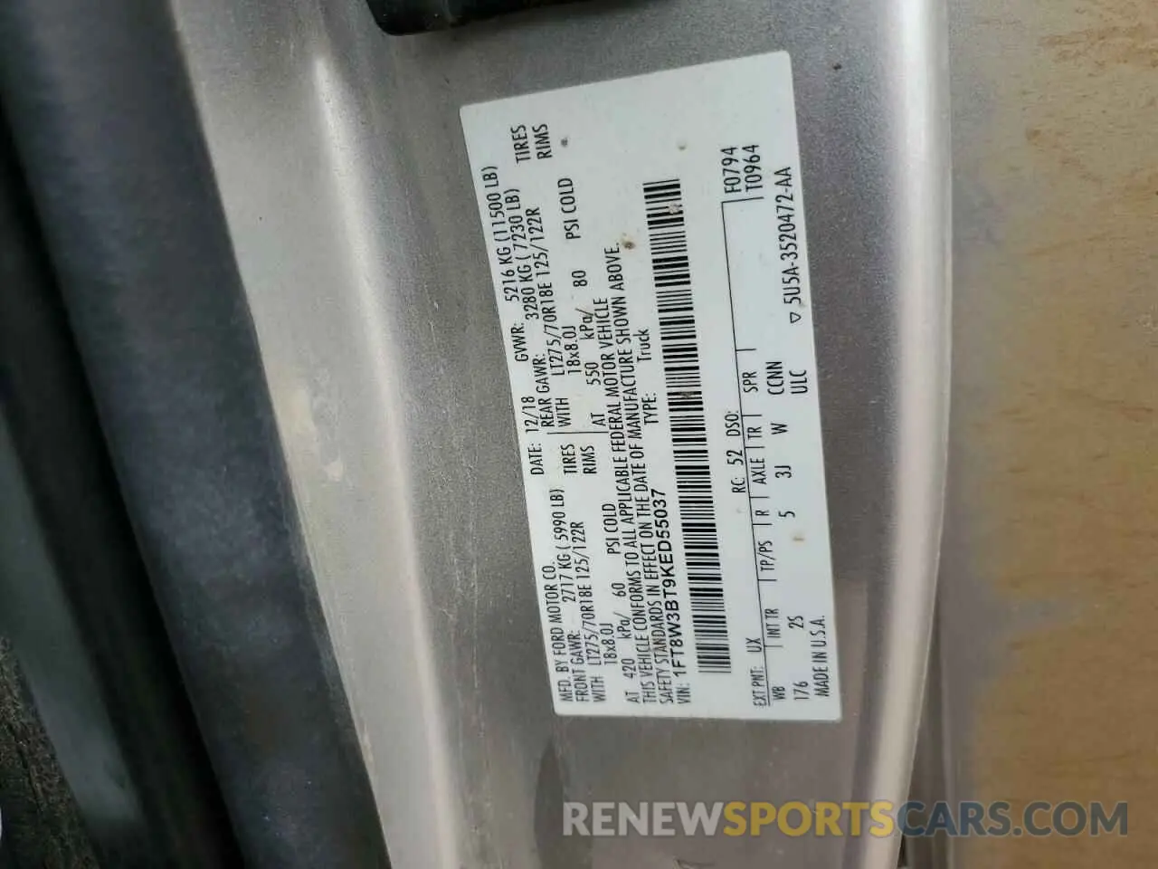 12 Фотография поврежденного автомобиля 1FT8W3BT9KED55037 FORD F350 2019