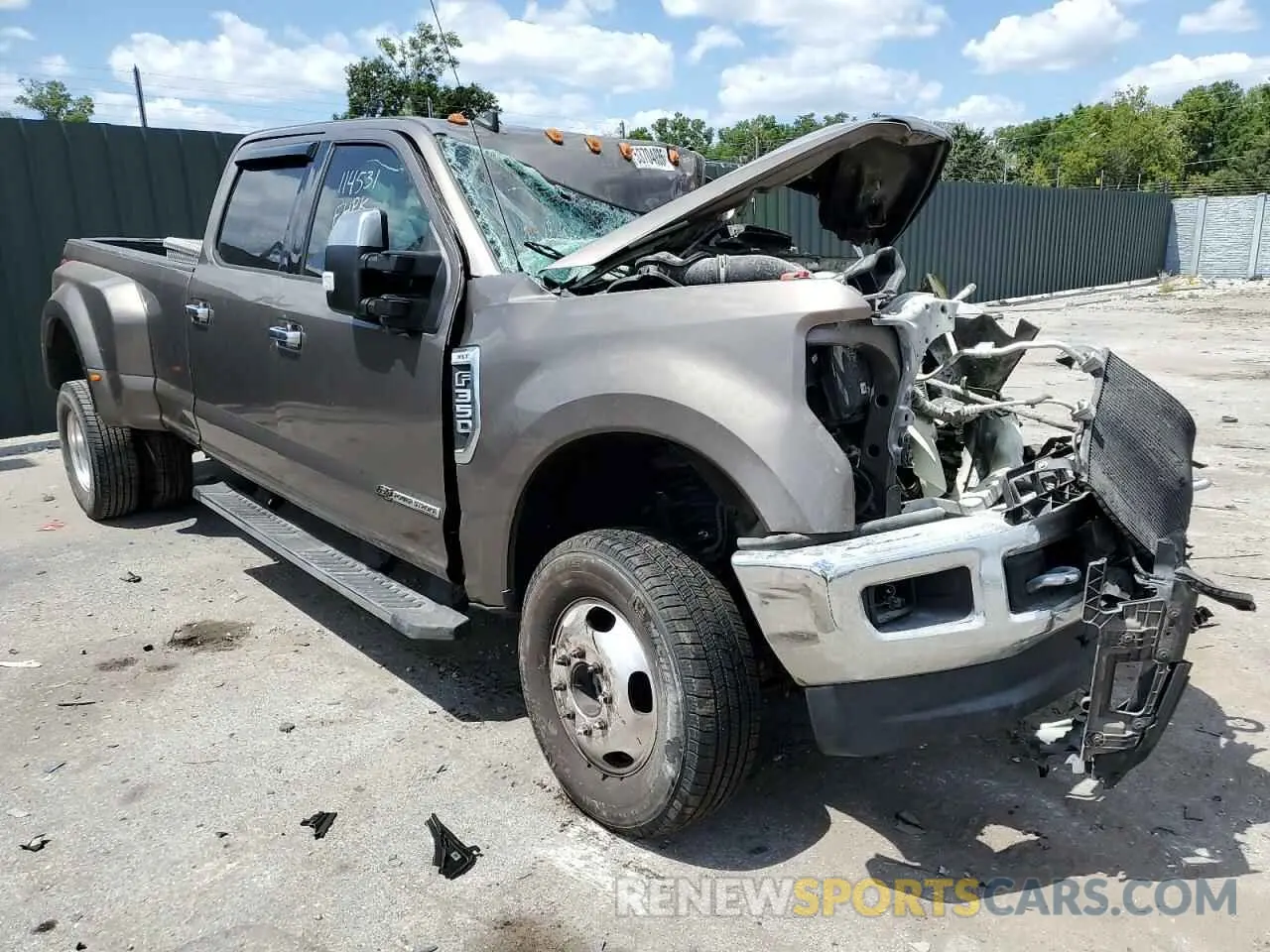 1 Фотография поврежденного автомобиля 1FT8W3DT4KED23335 FORD F350 2019
