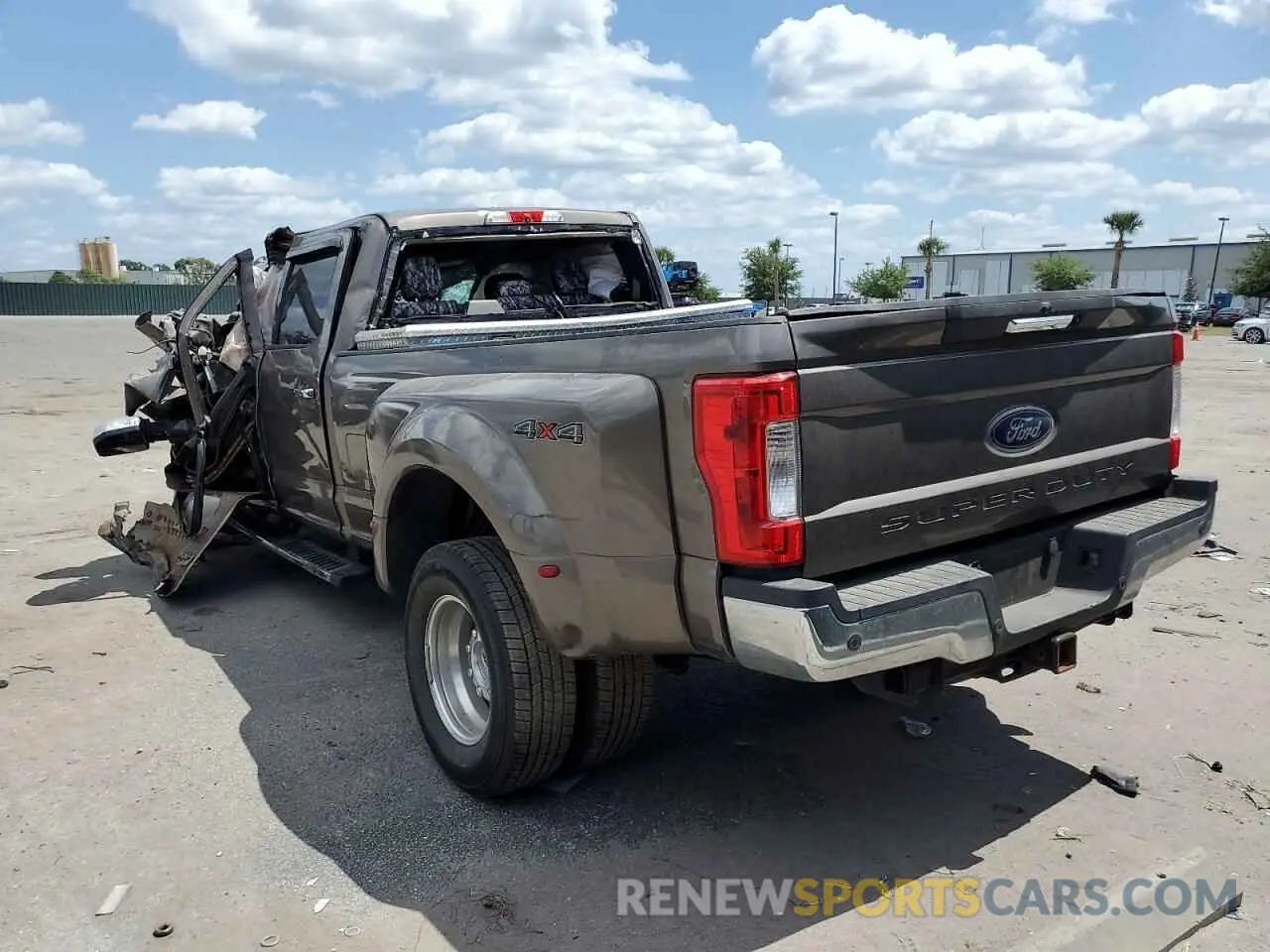3 Фотография поврежденного автомобиля 1FT8W3DT4KED23335 FORD F350 2019