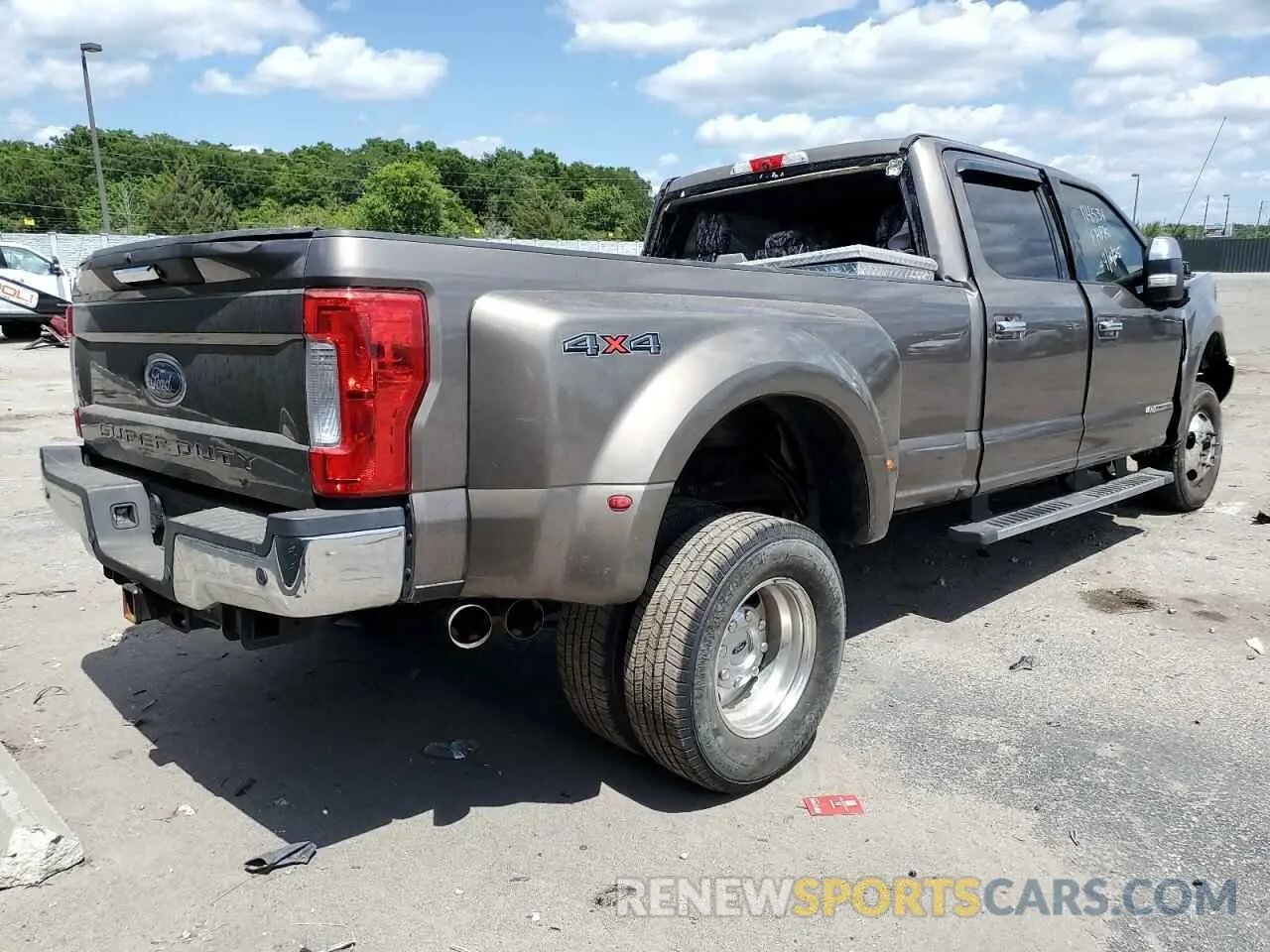 4 Фотография поврежденного автомобиля 1FT8W3DT4KED23335 FORD F350 2019