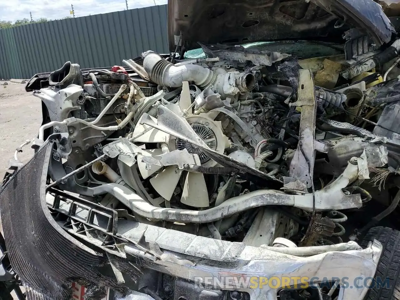 9 Фотография поврежденного автомобиля 1FT8W3DT4KED23335 FORD F350 2019