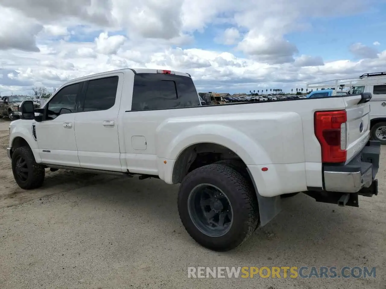 2 Фотография поврежденного автомобиля 1FT8W3DT9KEC99064 FORD F350 2019