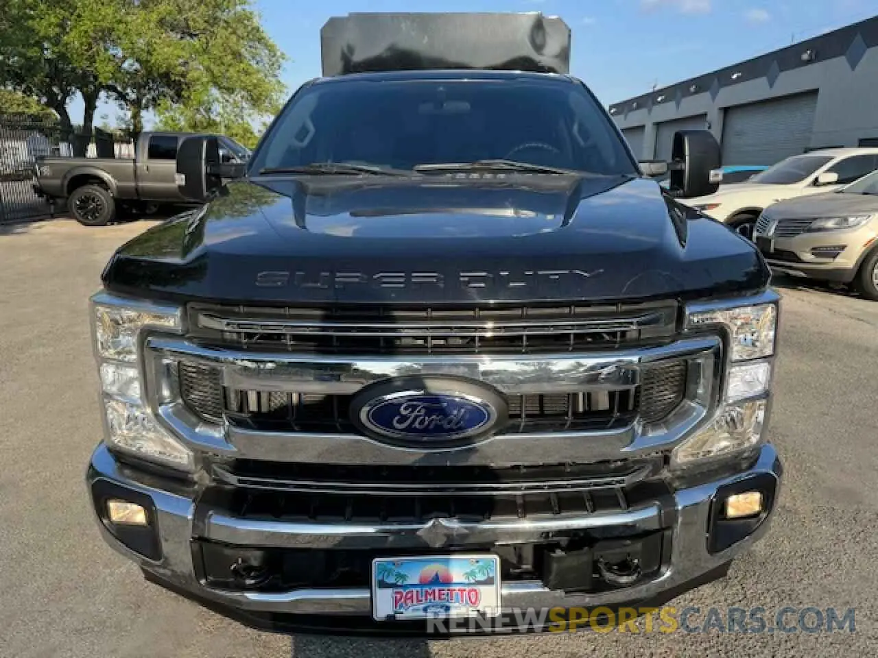 5 Photograph of a damaged car 1FDRF3A67LED30523 FORD F350 2020
