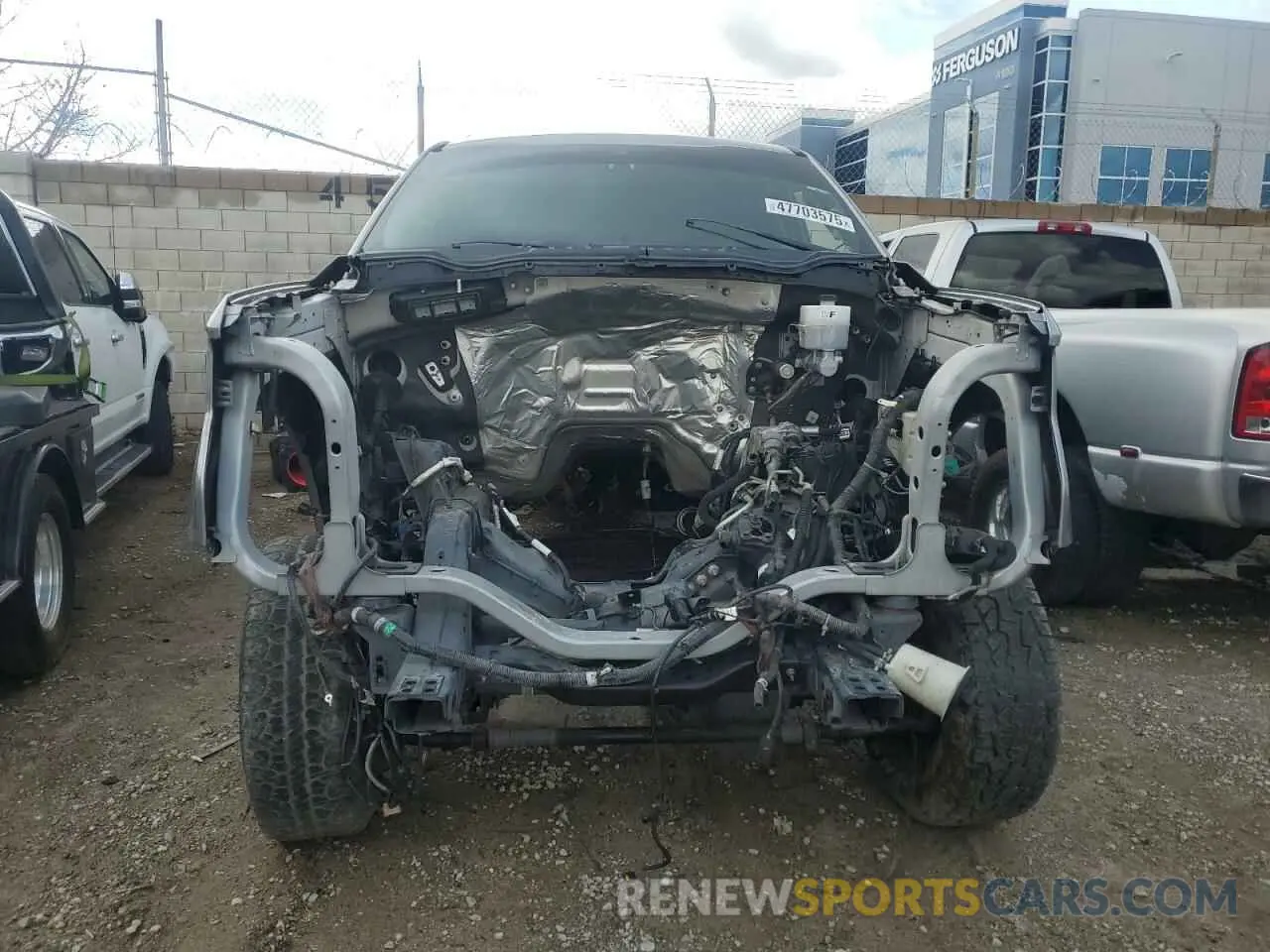 5 Photograph of a damaged car 1FT8W3BT0LEC29506 FORD F350 2020