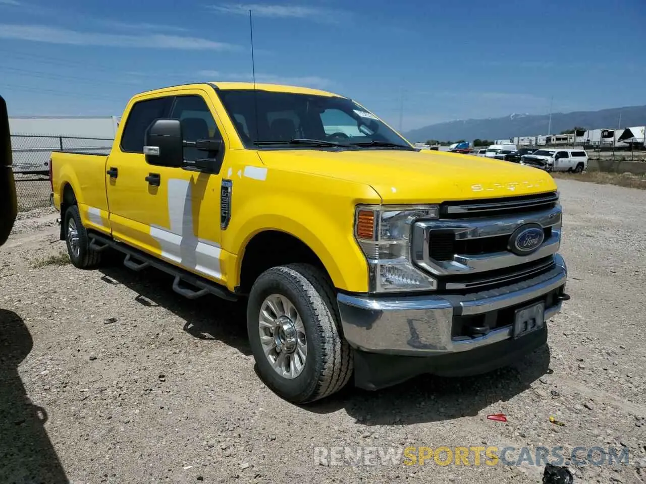 4 Photograph of a damaged car 1FT8W3BT4LEC62167 FORD F350 2020