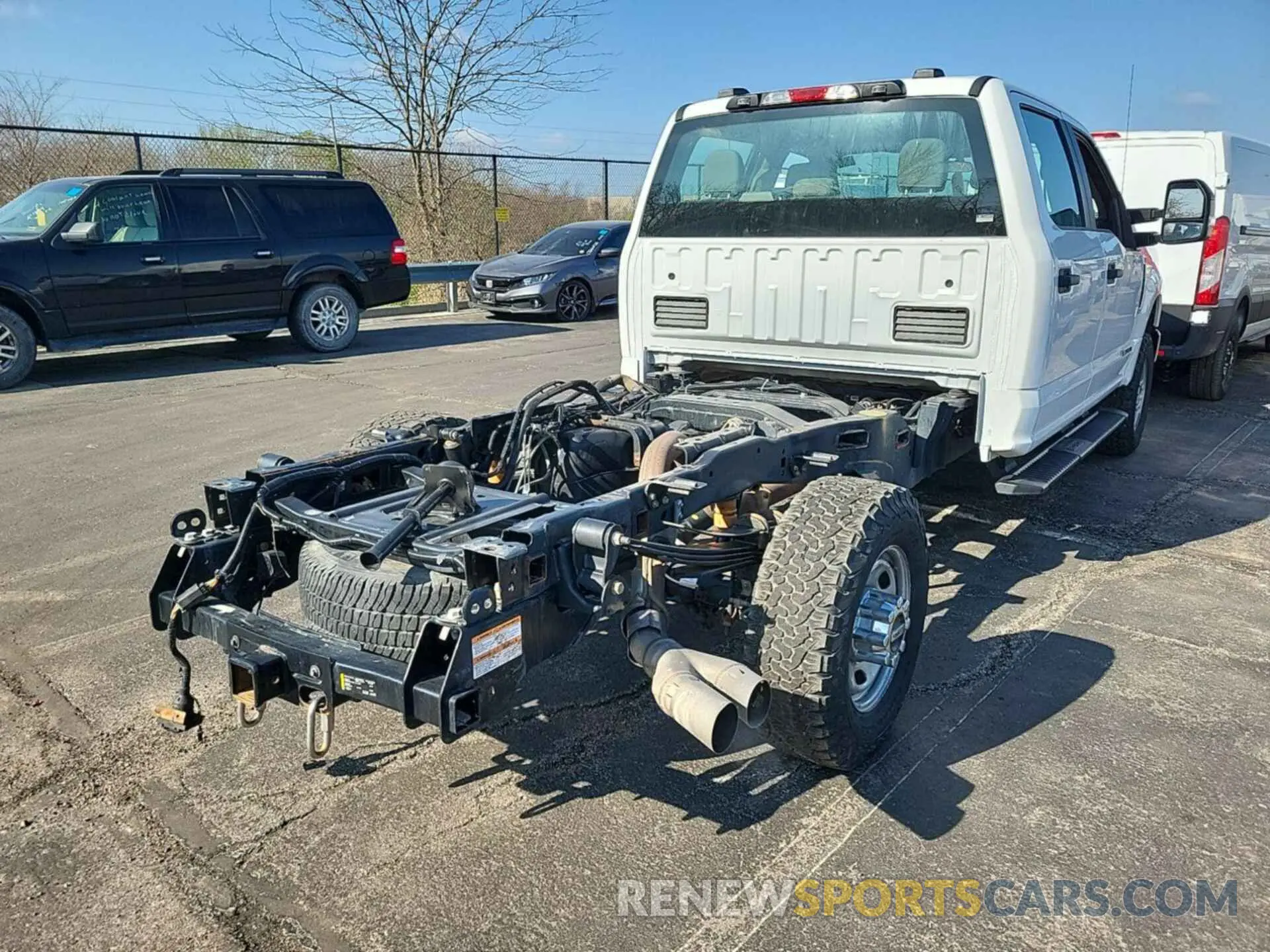 27 Photograph of a damaged car 1FT8W3BT4LEC75291 FORD F350 2020