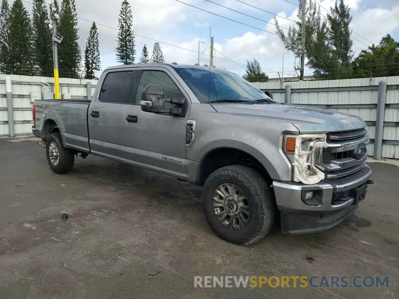 4 Фотография поврежденного автомобиля 1FT8W3BT5LED06581 FORD F350 2020
