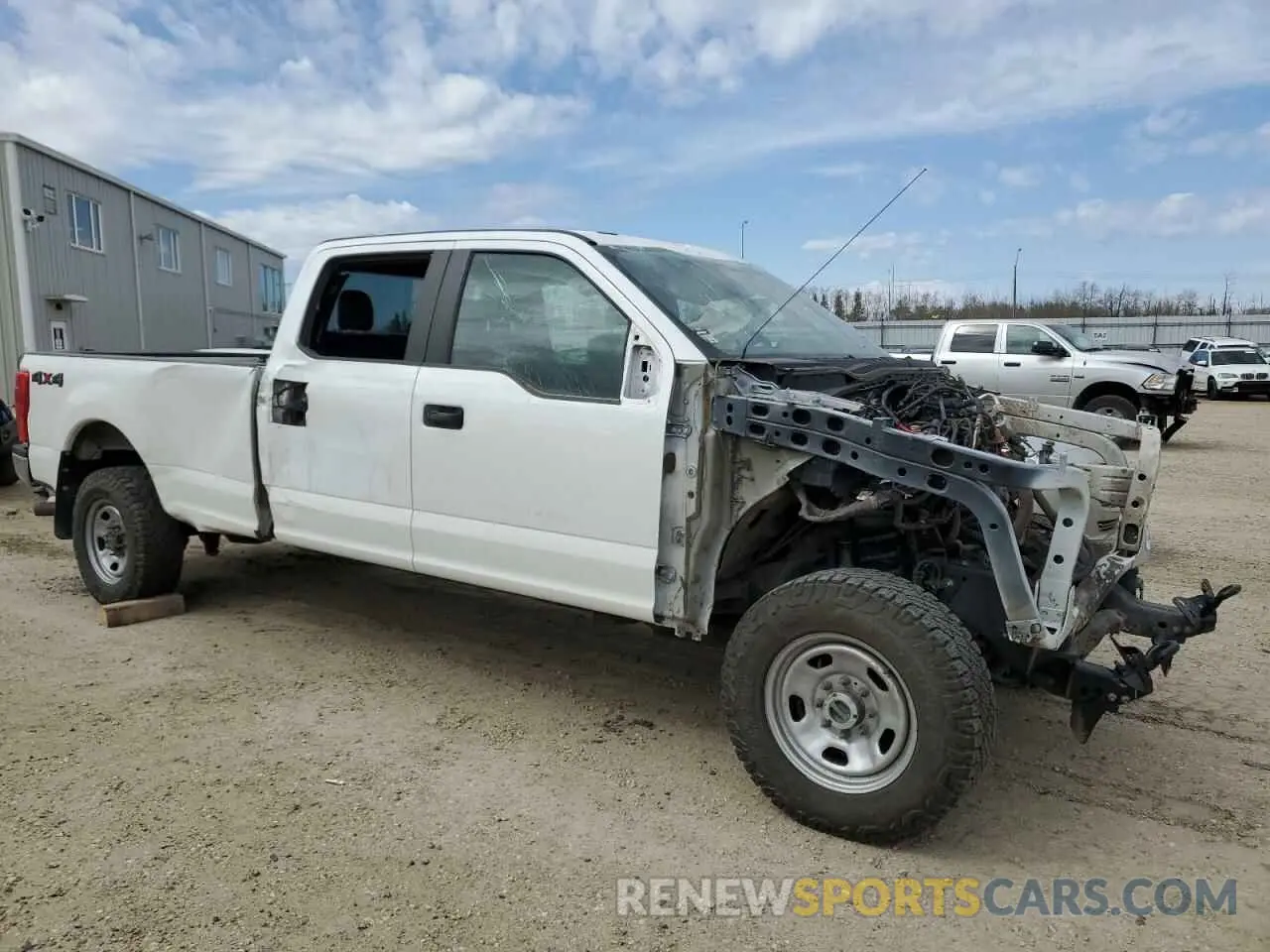 4 Photograph of a damaged car 1FT8W3B68MEC63494 FORD F350 2021