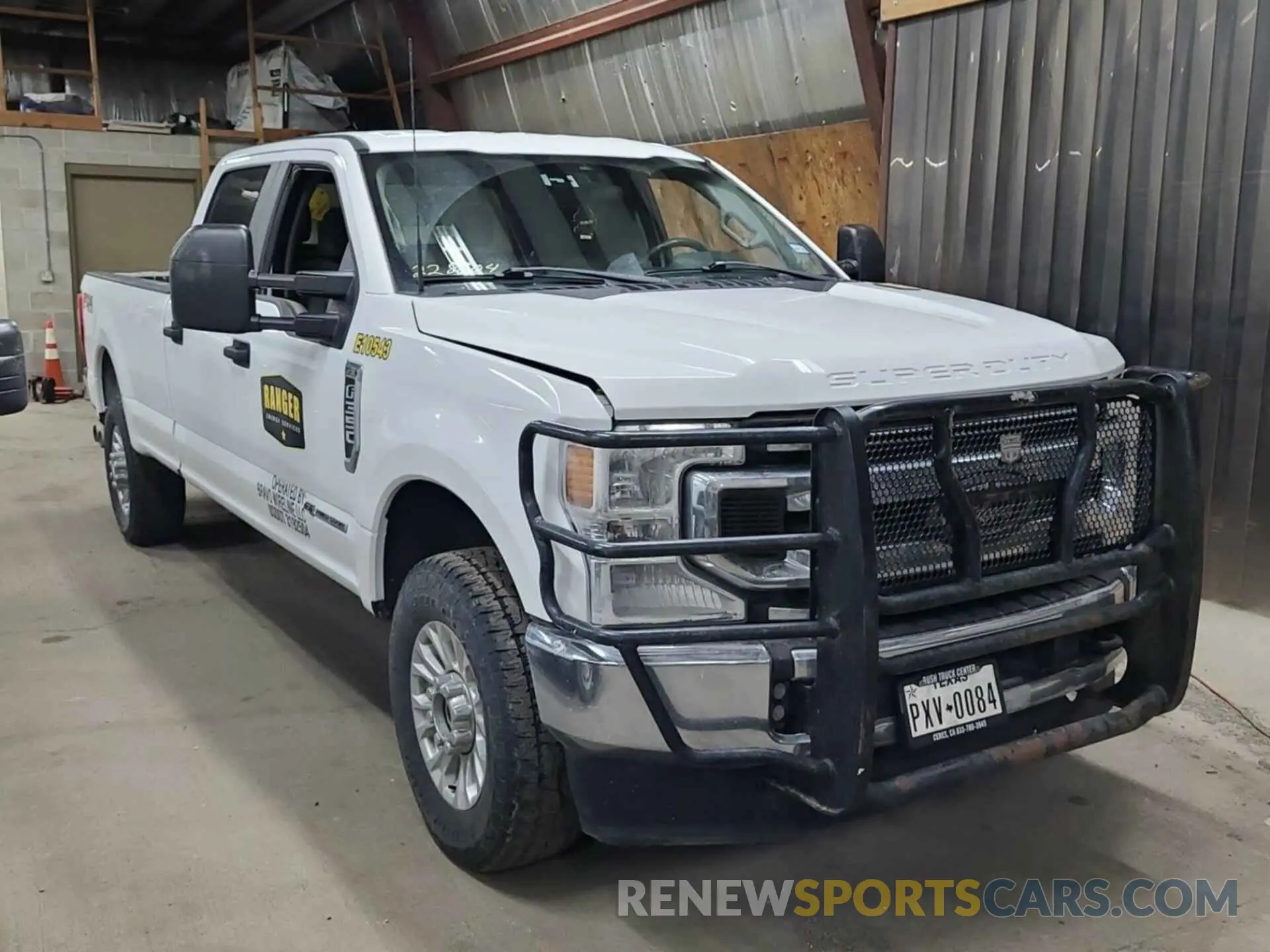 28 Фотография поврежденного автомобиля 1FT8W3BT0MEE10543 FORD F350 2021
