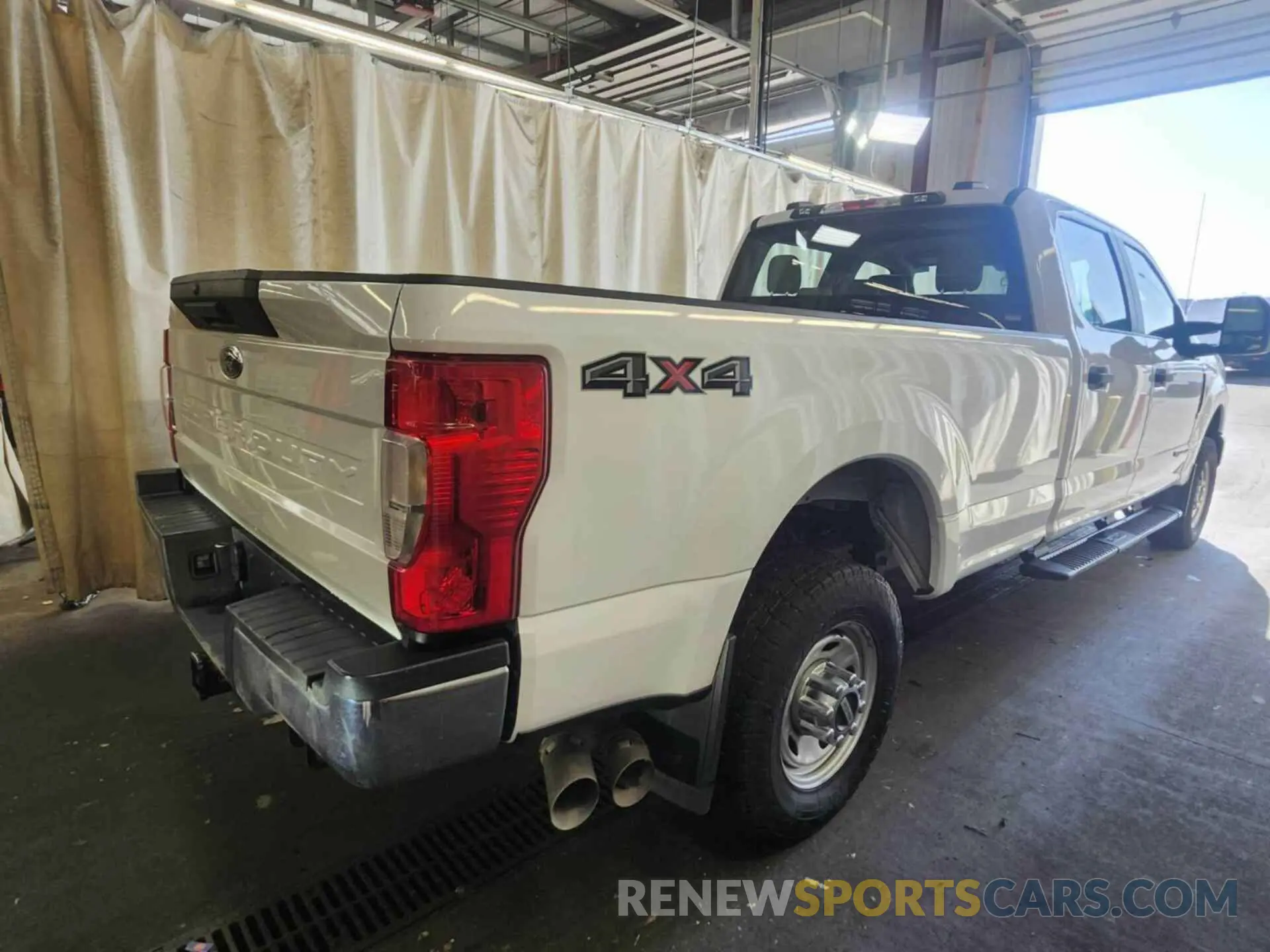 28 Фотография поврежденного автомобиля 1FT8W3BT6MEC12341 FORD F350 2021