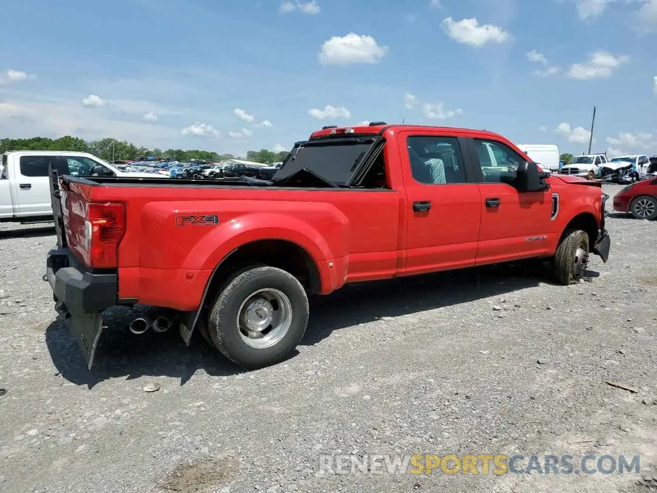 3 Photograph of a damaged car 1FT8W3DT3MED18310 FORD F350 2021