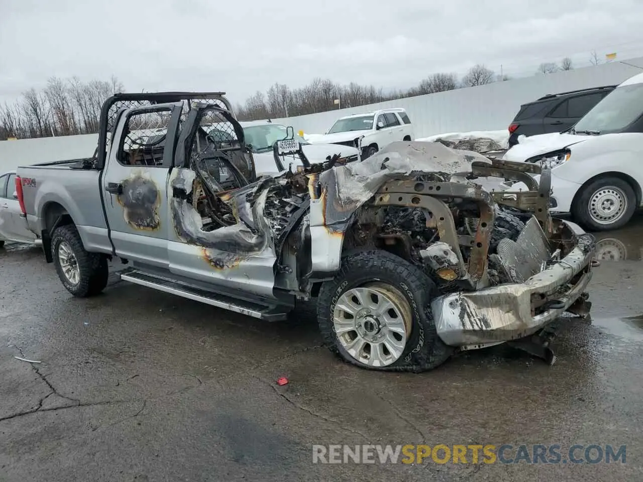 4 Фотография поврежденного автомобиля 1FT8W3B6XNEF72174 FORD F350 2022