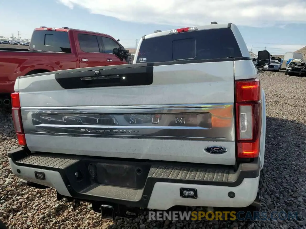 6 Фотография поврежденного автомобиля 1FT8W3BT1NEF83408 FORD F350 2022