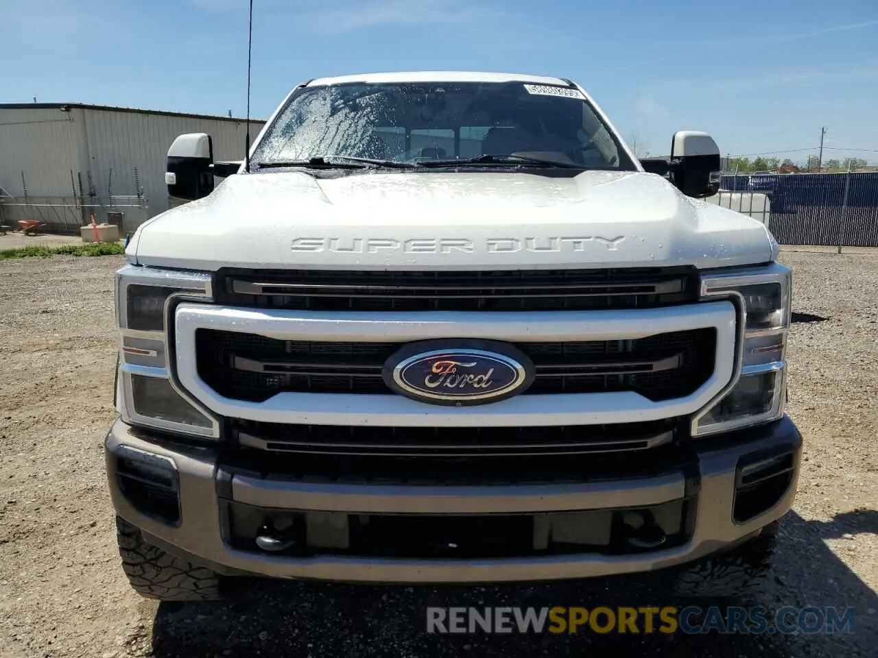 5 Photograph of a damaged car 1FT8W3BT8NEE61242 FORD F350 2022