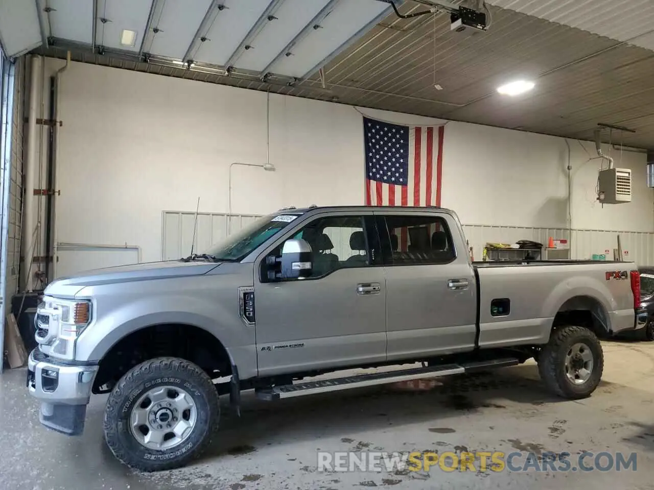 1 Фотография поврежденного автомобиля 1FT8W3BTXNEE87518 FORD F350 2022
